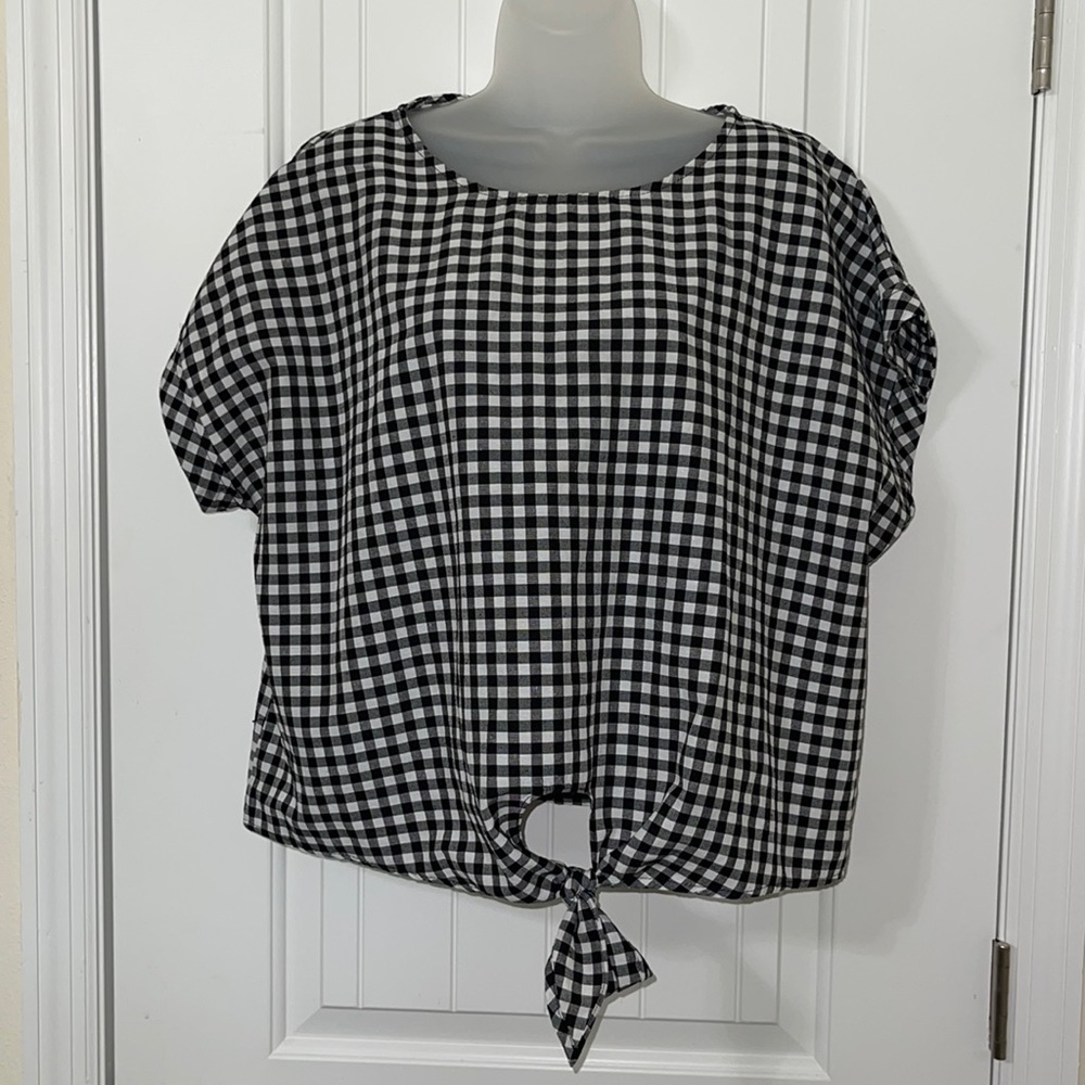 Shein Curve Top. Size 1X.